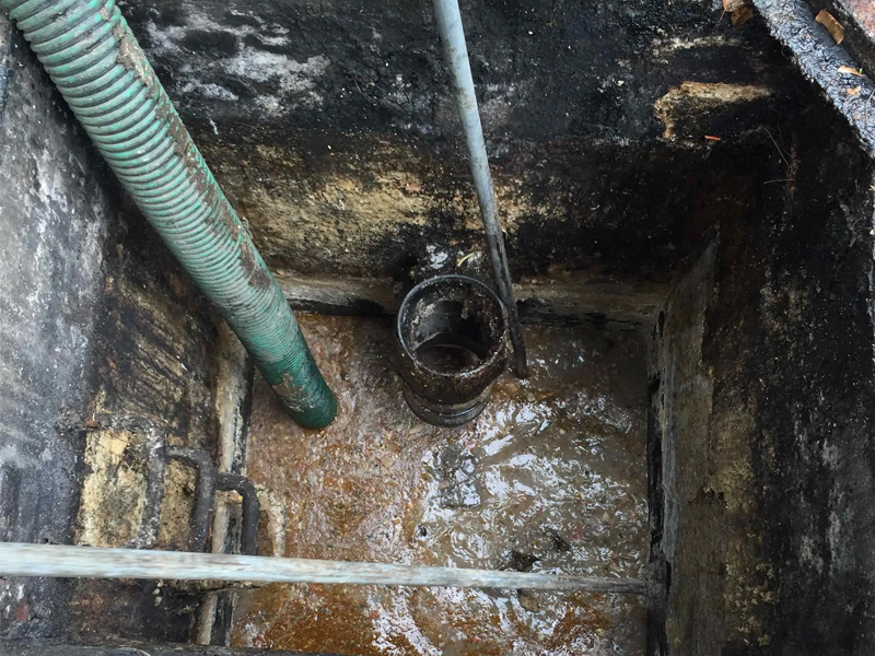 明故宫隔油池清理